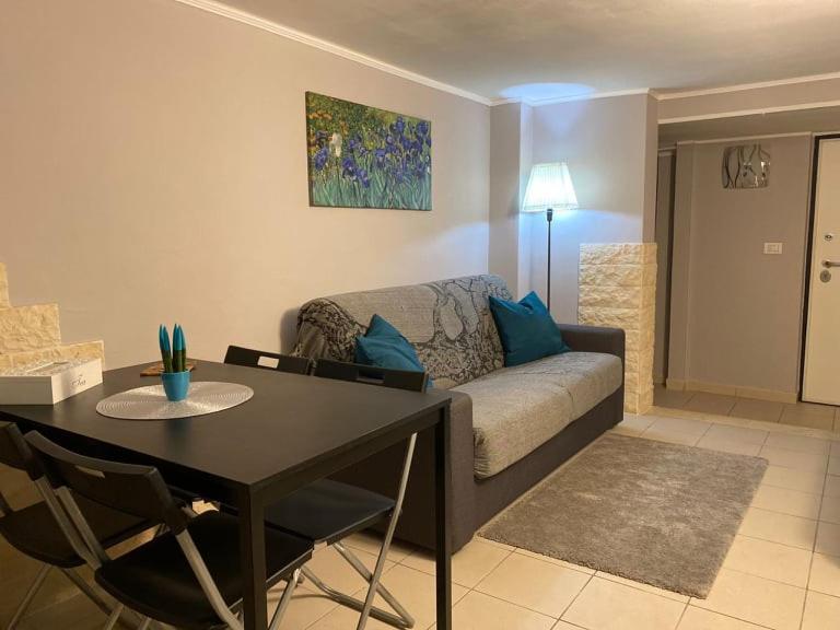 Iris Apartment Барі Екстер'єр фото